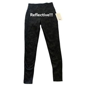 NWT REFLECTIVE legging